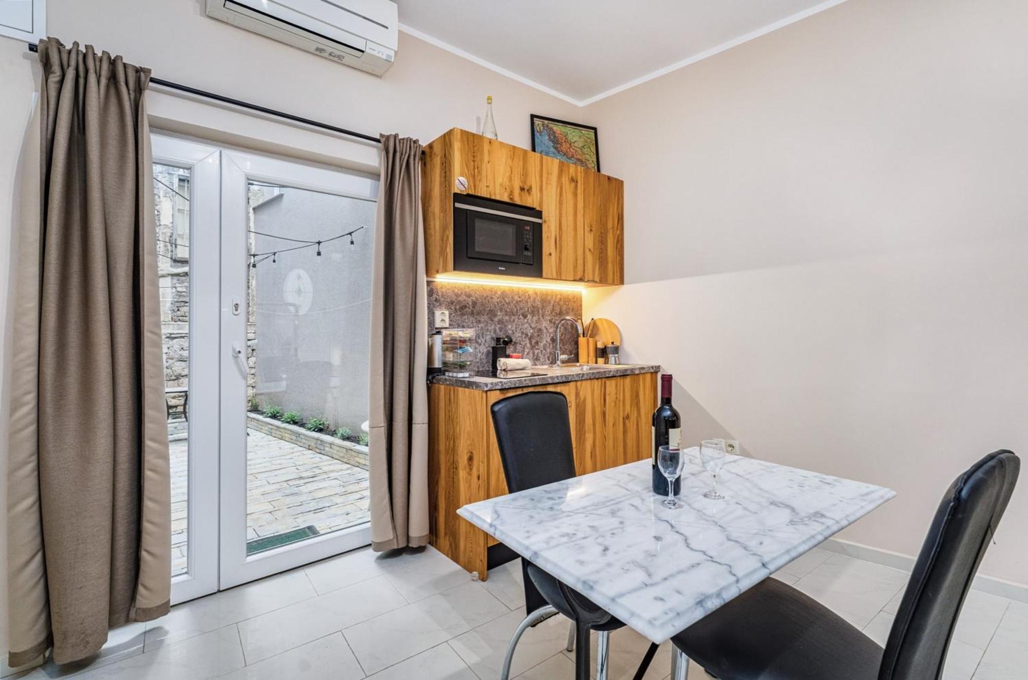 Samm Apartments Šibenik Exterior foto
